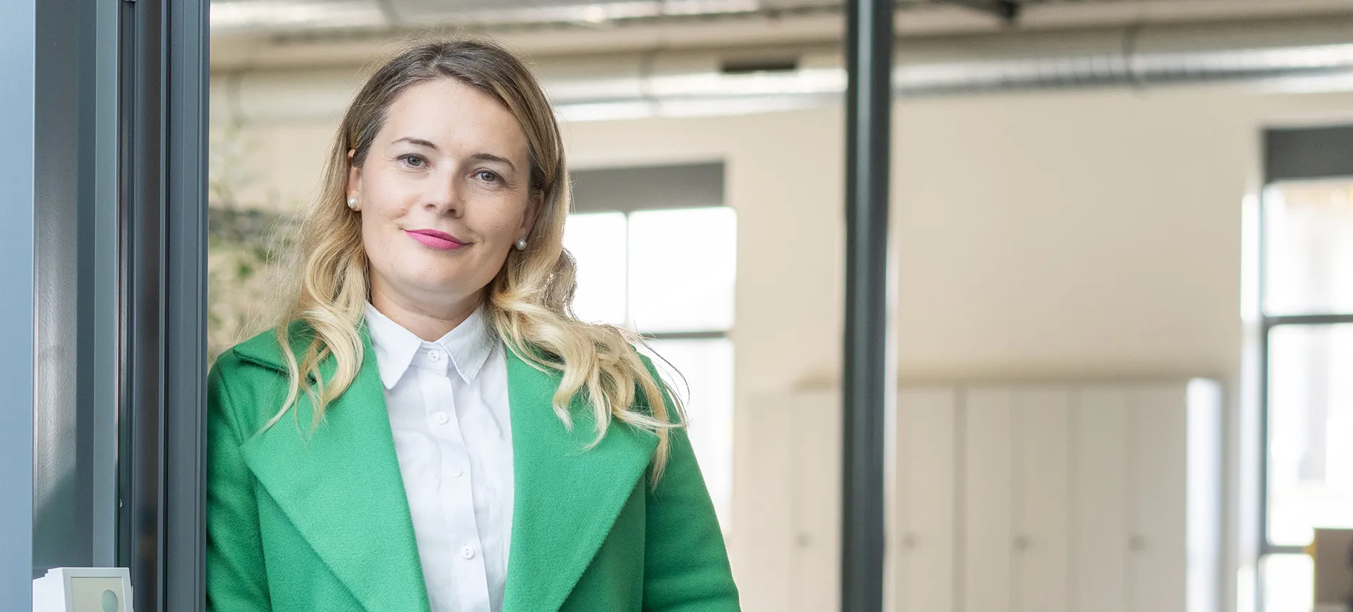 Anca aus dem Vertrieb am Standort Rumänien.